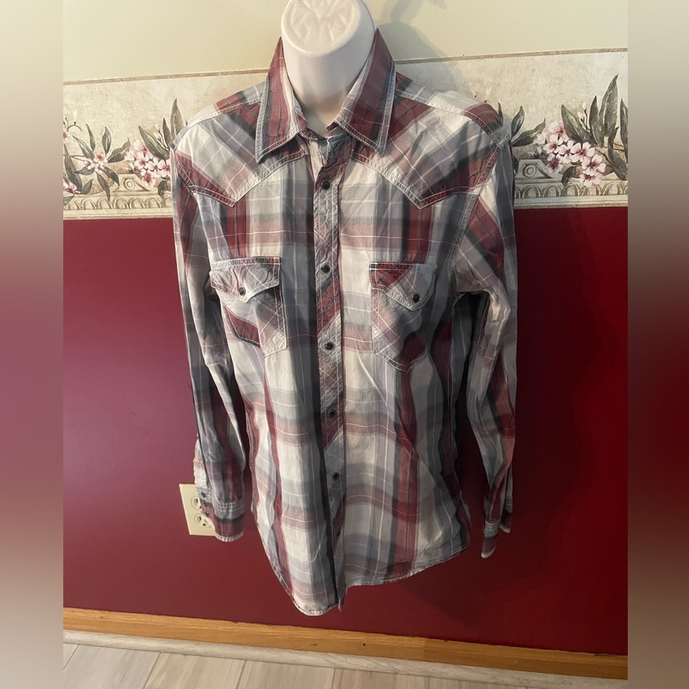 Women’s Plaid Button-Down Shirt in Red and Gray